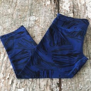🟢 Zumba Royal Blue and Black Capri Leggings